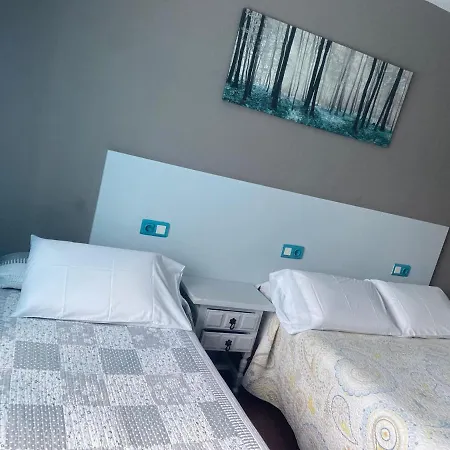 弗拉维亚旅馆 *